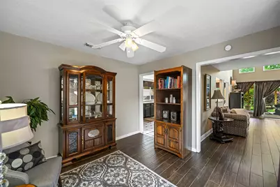 9006 Donys Drive, Houston, TX 77040 - Photo 12