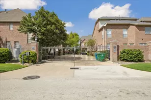 5638 Avalon Way, Houston, TX 77057 - Photo 4