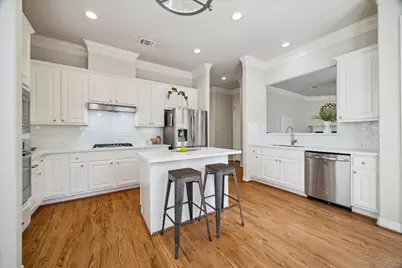 5638 Avalon Way, Houston, TX 77057 - Photo 4