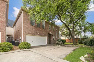 5638 Avalon Way, Houston, TX 77057 - Photo 1