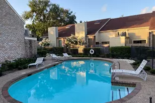 8100 Cambridge St, Houston, TX 77054 - Photo 14