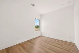 7422 Maxroy St, Houston, TX 77088 - Photo 36