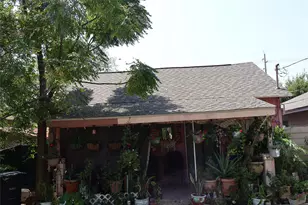 8628 John St, Houston, TX 77012 - Photo 6