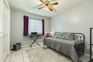 105 Plum Cir, Lake Jackson, TX 77566 - Photo 14