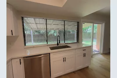2107 Fall Meadow Drive, Missouri City, TX 77459 - Photo 8
