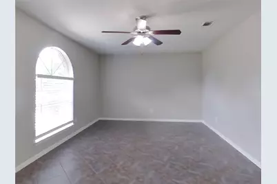 1910 Barnsley Lane, Houston, TX 77088 - Photo 2