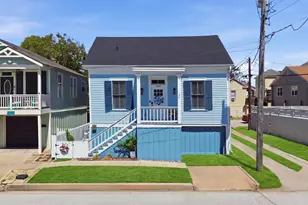 1310 19th St, Galveston, TX 77550 - Photo 1