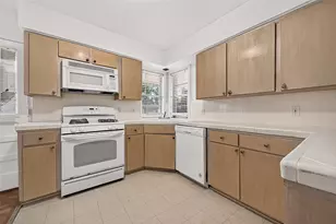 5211 Lamonte Ln, Houston, TX 77092 - Photo 12