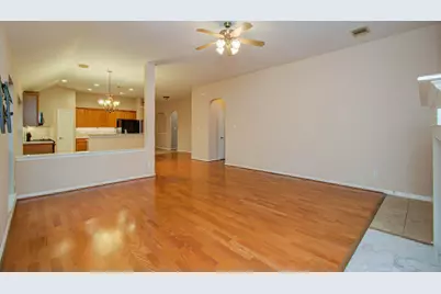 14403 Red Tailed Hawk Lane, Houston, TX 77044 - Photo 28