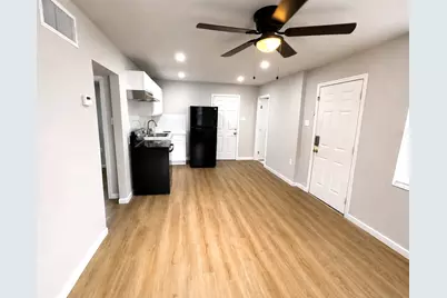 15519 Highway 6, Santa Fe, TX 77517 - Photo 8