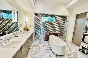 922 T C Jester Blvd, Houston, TX 77008 - Photo 24