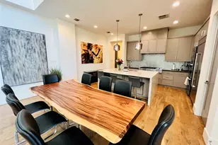 922 T C Jester Blvd, Houston, TX 77008 - Photo 14