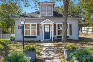 641 N Franklin St, La Grange, TX 78945 - Photo 4