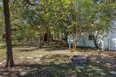 641 N Franklin Street, La Grange, TX 78945 - Photo 10