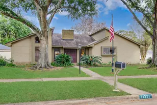 21231 Park Tree Ln, Katy, TX 77450 - Photo 2