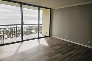 5220 Seawall Blvd, Galveston, TX 77551 - Photo 8