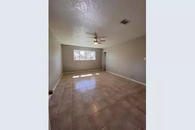 16450 Hibiscus Lane, Friendswood, TX 77546 - Photo 18