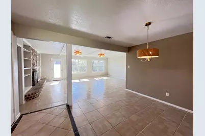16450 Hibiscus Lane, Friendswood, TX 77546 - Photo 2