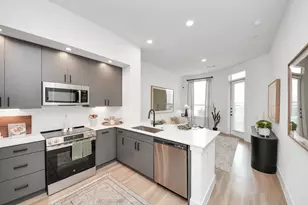 15635 Memorial Dr, Houston, TX 77079 - Photo 4