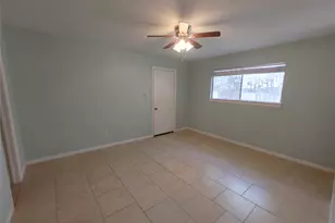 633 Mosswood Dr, Conroe, TX 77302 - Photo 18