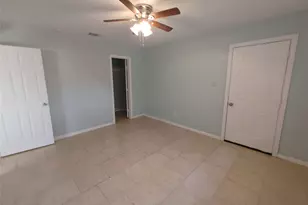 633 Mosswood Dr, Conroe, TX 77302 - Photo 20