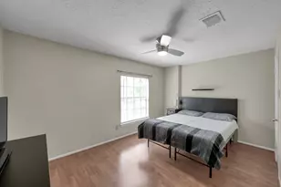 2 S Duskwood Pl, The Woodlands, TX 77381 - Photo 22