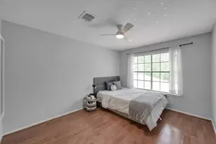 2 S Duskwood Pl, The Woodlands, TX 77381 - Photo 20