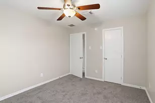 2325 Shady Tree Ln, Conroe, TX 77301 - Photo 32