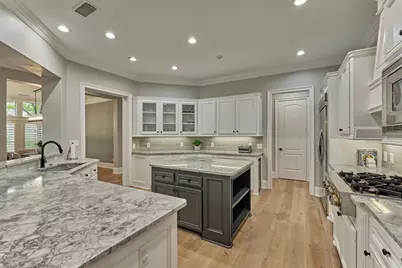 62 Silvermont Drive, The Woodlands, TX 77382 - Photo 18