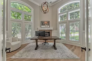 62 Silvermont Dr, The Woodlands, TX 77382 - Photo 12