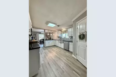 1920 Galway Drive, Vidor, TX 77662 - Photo 10