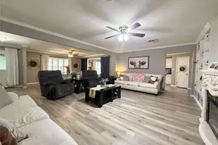1920 Galway Dr, Vidor, TX 77662 - Photo 4