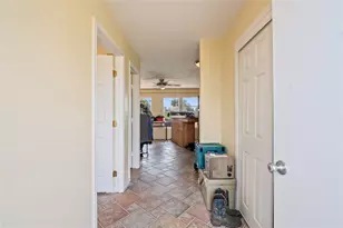 40 Lakeside Dr, Hitchcock, TX 77563 - Photo 10