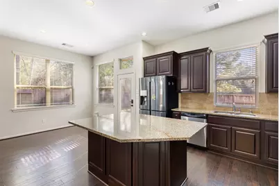 122 Cheswood Manor Drive, The Woodlands, TX 77382 - Photo 14