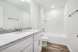 4401 W Bayou Maison Cir, Dickinson, TX 77539 - Photo 16