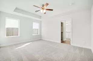 4401 W Bayou Maison Cir, Dickinson, TX 77539 - Photo 10