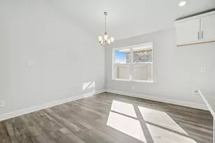 4401 W Bayou Maison Cir, Dickinson, TX 77539 - Photo 4