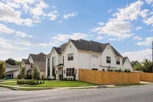 1741 Gardenia Dr, Houston, TX 77018 - Photo 2