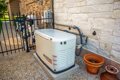 12353 Oak Cove Point, Conroe, TX 77304 - Photo 44