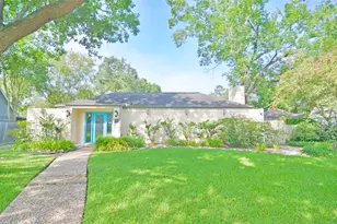 4247 Crownwood Dr, Seabrook, TX 77586 - Photo 1