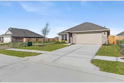 2246 W Post Oak Circle, Dayton, TX 77535 - Photo 2