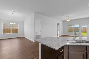 2246 W Post Oak Cir, Dayton, TX 77535 - Photo 6