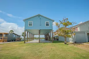 246 Seagull, Sargent, TX 77414 - Photo 2