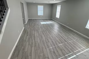 8502 N Main St, Houston, TX 77022 - Photo 4