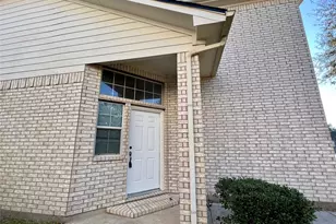 16622 Pademelon Dr, Sugar Land, TX 77498 - Photo 4