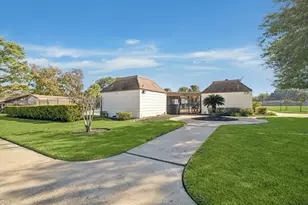 11207 Rousseau Dr, Houston, TX 77065 - Photo 18