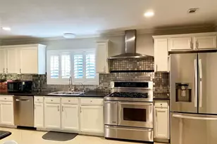 5616 Pine St, Houston, TX 77081 - Photo 6