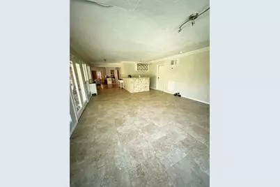 5616 Pine Street, Houston, TX 77081 - Photo 10