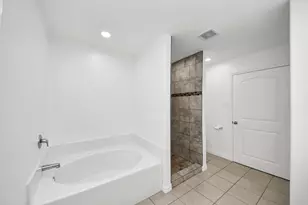 11219 Hall Terrace Ct, Houston, TX 77075 - Photo 16