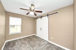 11219 Hall Terrace Ct, Houston, TX 77075 - Photo 18